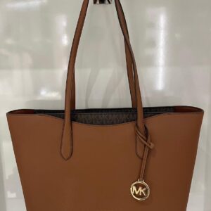 Geanta Michael Kors Arden